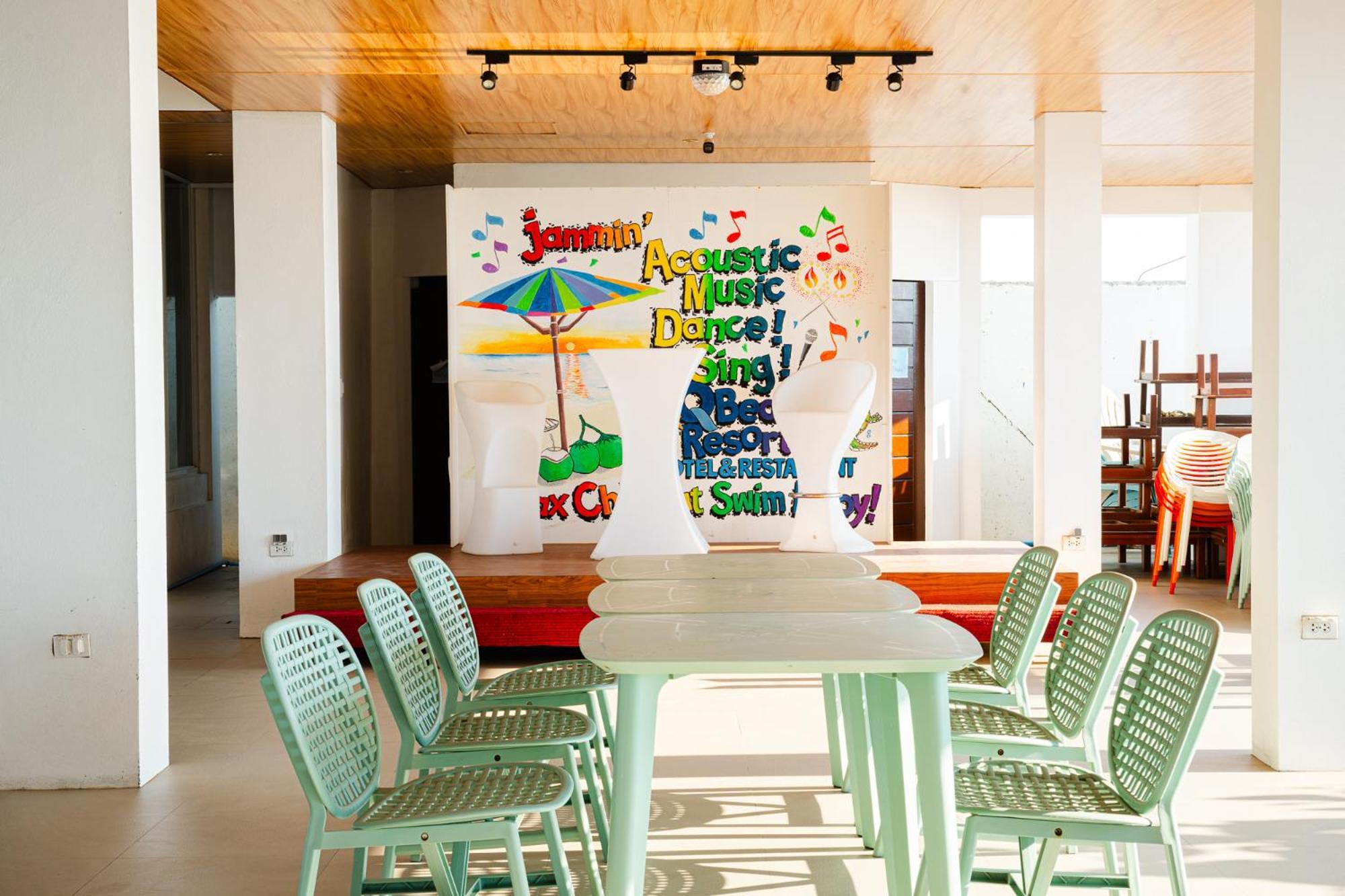 Q Beach Resort Cabangan エクステリア 写真